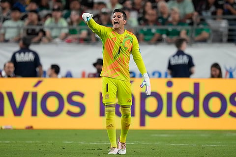 Mexico's goalkeeper Julio Gonzalez